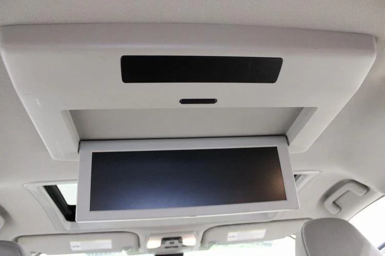 2018 Midnight Black Metallic Toyota Sienna XLE Premium 7 Passenger