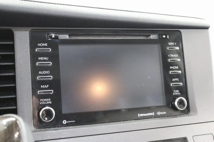 2018 Midnight Black Metallic Toyota Sienna XLE Premium 7 Passenger